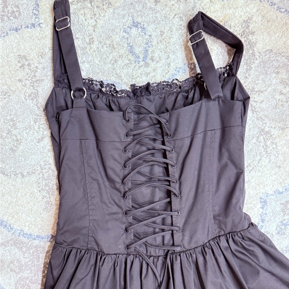 House of CB. XS - Picture 4 of 6